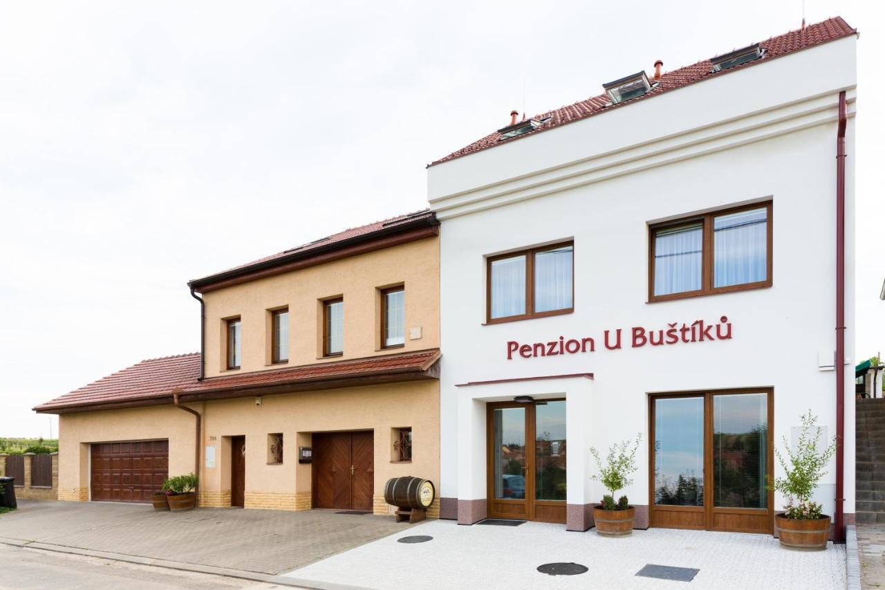 Penzion U Bustiku Sardice Eksteriør billede
