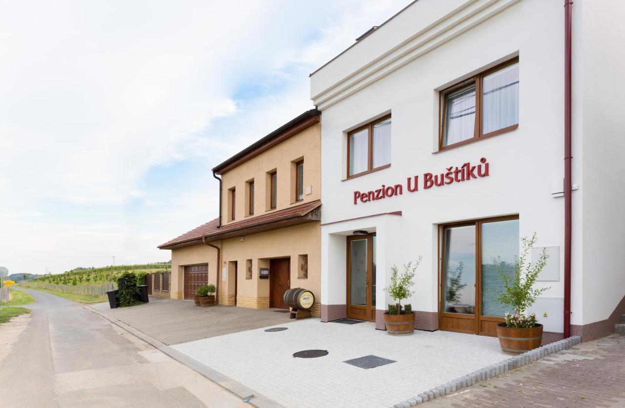 Penzion U Bustiku Sardice Eksteriør billede
